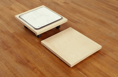 Giamportone_FLOOR_talc_2pcs